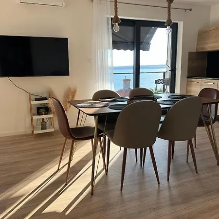 Apartment Suzzy Dramalj